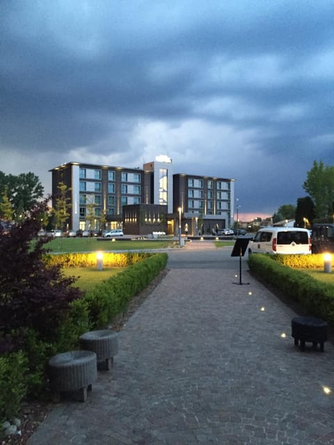 Link124 Hotel Hotel in Parma