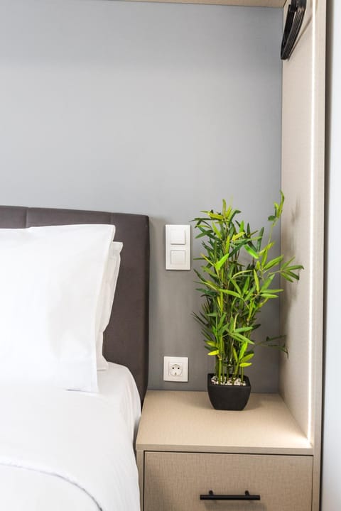 Raise Area 41 Apartment in Athens