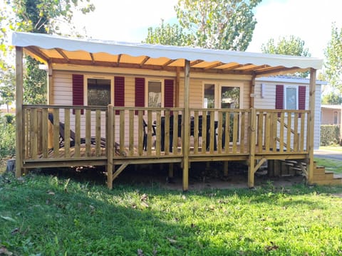 Property building, Patio