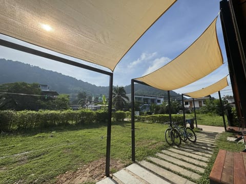 Patio, Day, Natural landscape, Garden, View (from property/room), Mountain view