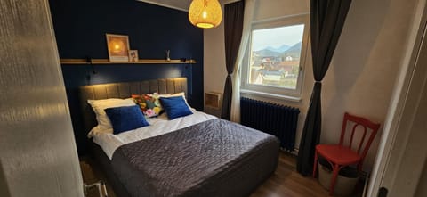 Bird's eye view, View (from property/room), View (from property/room), City view, City view, Garden view, Garden view, Landmark view, Landmark view, Mountain view, Mountain view, Street view, Quiet street view, Inner courtyard view