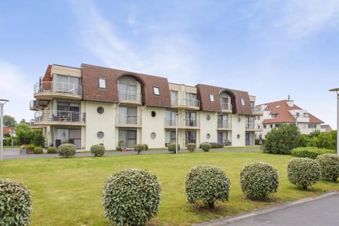 Property building, Garden, Garden view