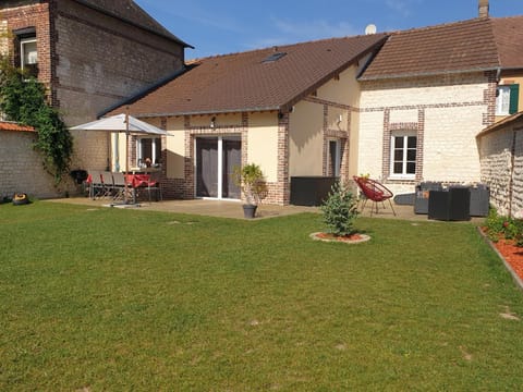Property building, Garden, Garden, Garden view