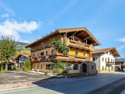 Property building, Summer