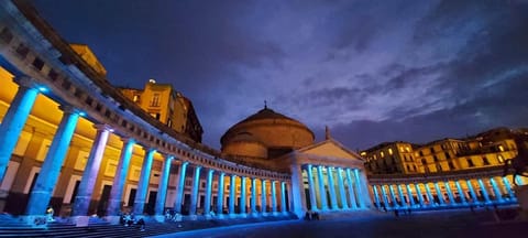 Pitti's House Apartment in Naples