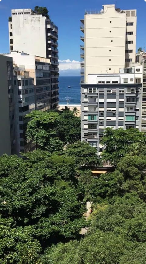 City view, Sea view