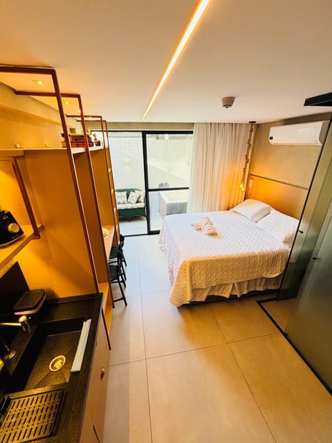 Bed, Hot Tub, TV and multimedia, Photo of the whole room, Bedroom, towels