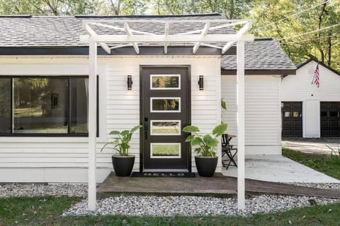 Property building, Garden, Garden view