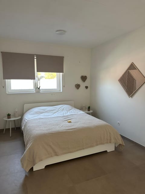 Chambre neuve 1 ou 2 personnes Apartment in Hauts-de-France