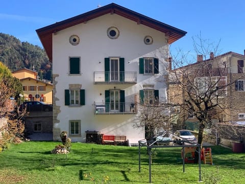 Property building, Garden