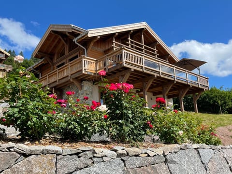 Property building, Spring, Garden, Garden view