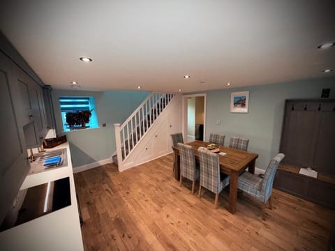 2 Bedroom Cottage in Bower Hinton - The Music Barn! Apartment in South Somerset District