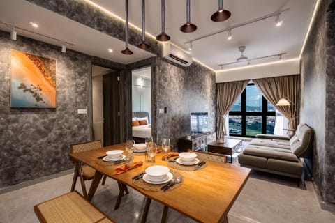 Living room, Seating area, Dining area