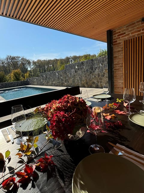Patio, Day, Garden, View (from property/room), Balcony/Terrace, Garden view, Pool view, Swimming pool
