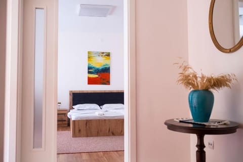 Rron's House Apartment in North Macedonia