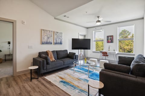Overlook 6303 i Modern Resort Style living Apartment in Farragut