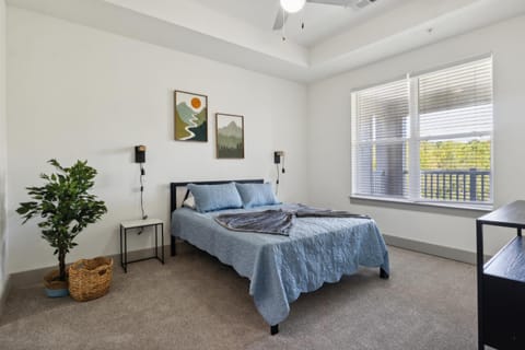 Overlook 6303 i Modern Resort Style living Apartment in Farragut