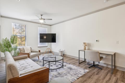 Corporate 2bd Apartment I Properties By Preston Apartment in Farragut