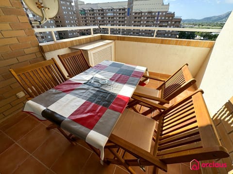 Balcony/Terrace, Mountain view