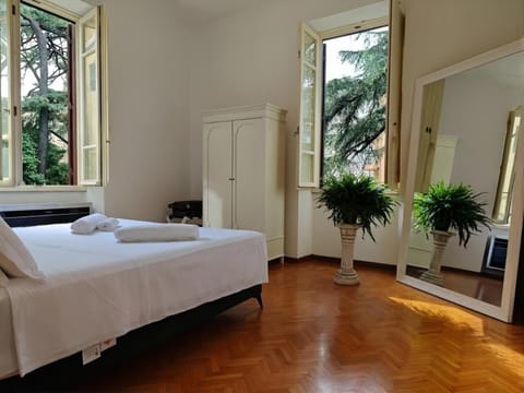 Bed, Photo of the whole room, Bedroom, towels, wardrobe