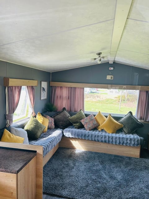 Beautiful 8 Birth Holiday Home - Tattershall Lakes Campground/ 
RV Resort in Tattershall