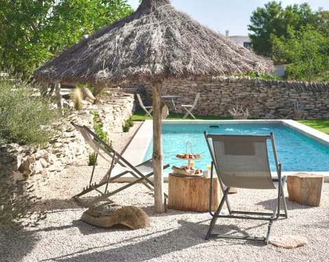 Pool view, Swimming pool, sunbed