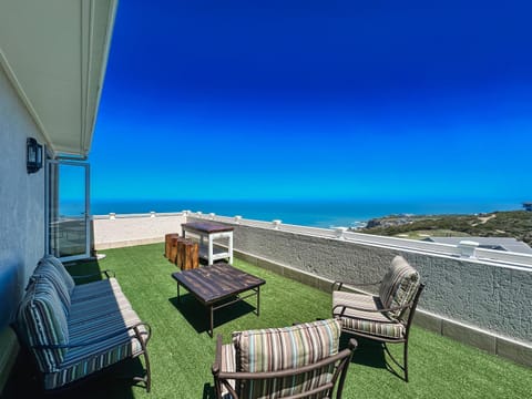 Labuche Villa Apartment in Western Cape