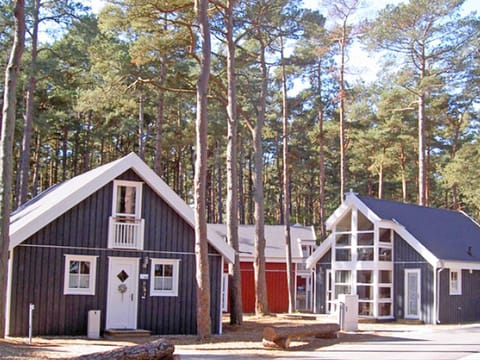 Property building, Neighbourhood