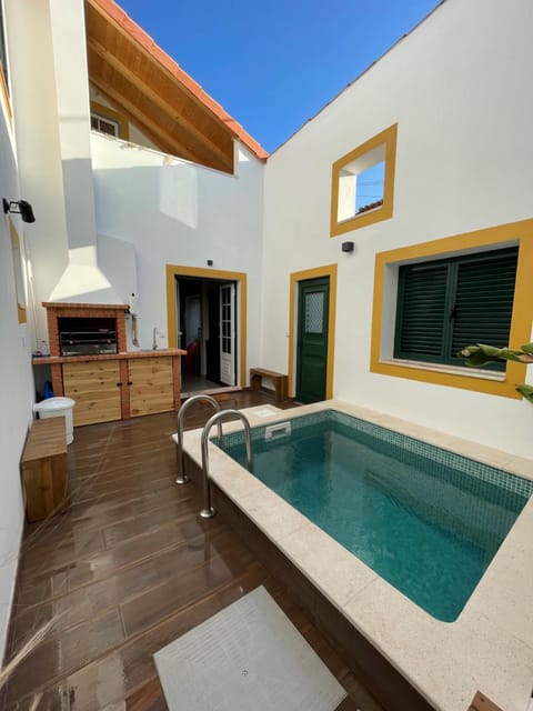 Patio, BBQ facilities, Pool view, Swimming pool