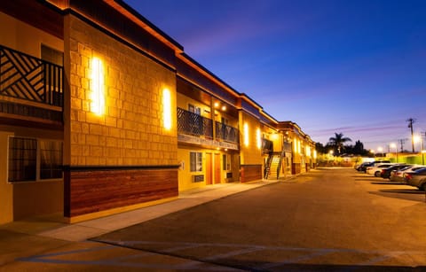 Property building, Night