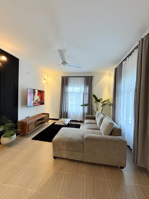 TV and multimedia, Seating area