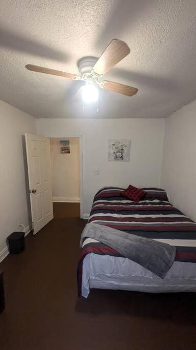 Chic All Inclusive Apartment Marloes Apartment in East Cleveland