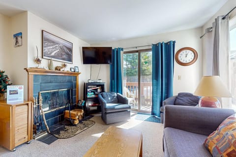 Snow Mountain Village 13A Apartment in Dover