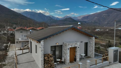 Property building, Bird's eye view, Mountain view
