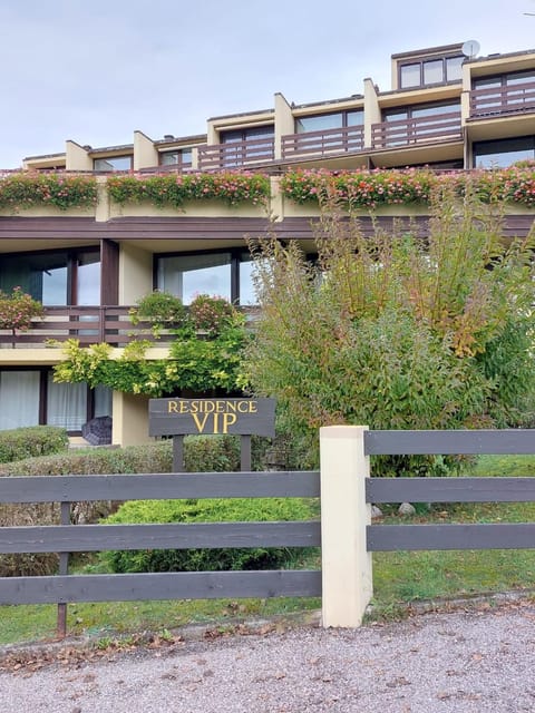 Property building, Garden view