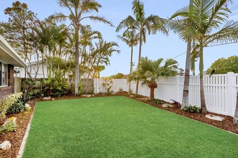 Day, Garden