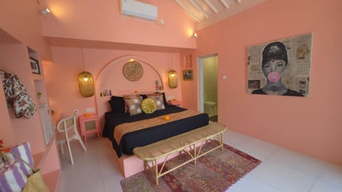 The Hepburn Seminyak ADULTS ONLY Chic Boutique Room with Pool 900m Walk to Beach Bed and Breakfast in Kuta