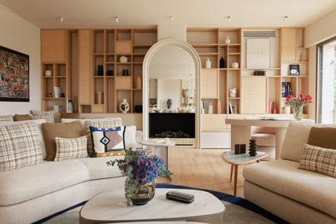 Library, Library, Living room, Seating area
