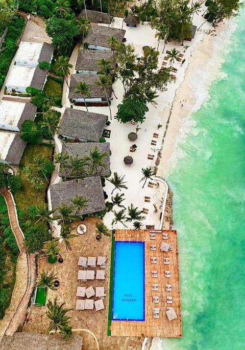 Beach, Pool view