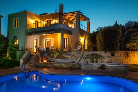 Property building, Night, Swimming pool, Swimming pool