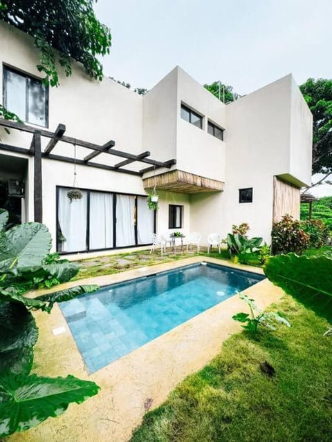 Garden, Pool view, Swimming pool, Swimming pool