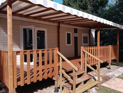 Property building, Patio