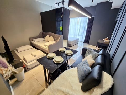 Living room, Photo of the whole room