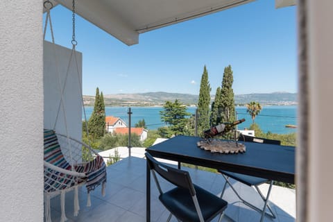 Balcony/Terrace, Seating area, Sea view