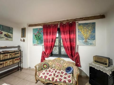 Seating area