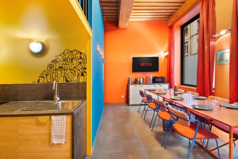 SmartStay Bird Family - X Rousse Apartment in Lyon