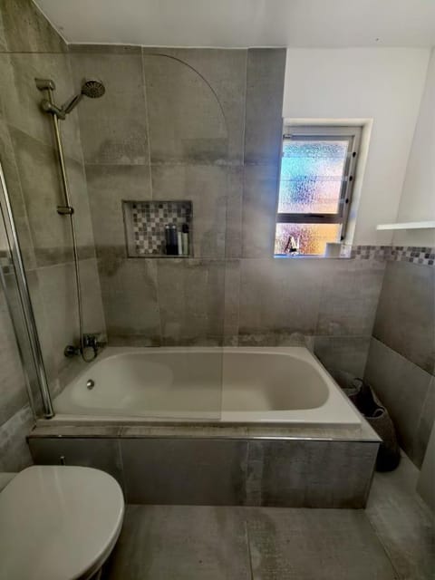 Pinelands guesthouse Bed and Breakfast in Cape Town