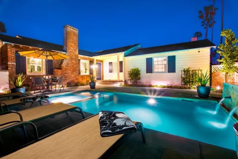 Las Palmas Escape House in La Jolla