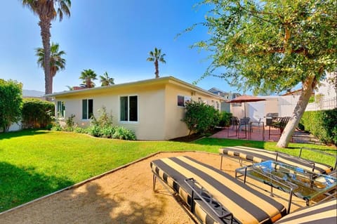 Sandy Shores Beach House House in La Jolla Shores