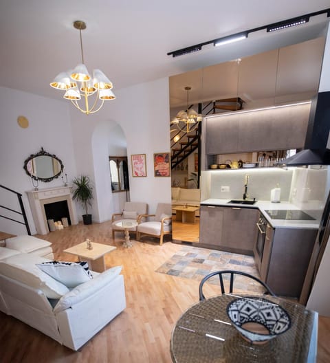 Kitchen or kitchenette, Living room, Seating area